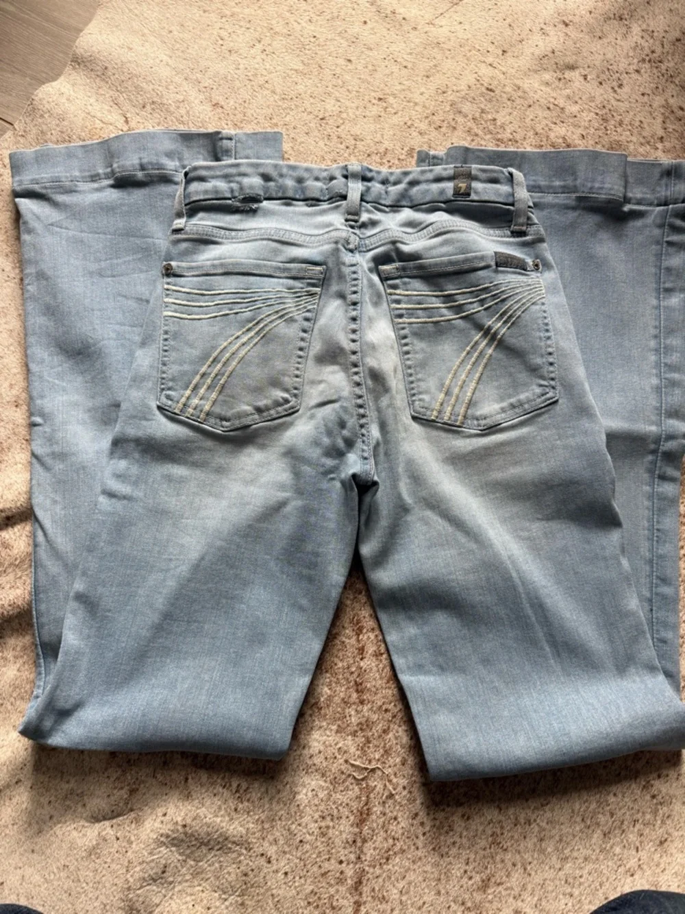 Light Wash 7 for all mankind Dojos - Picture 5 of 7